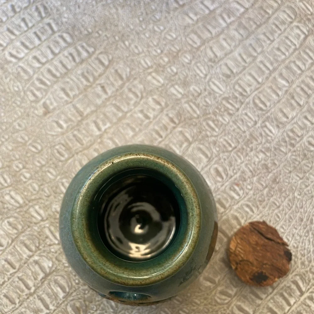 Kitty treat container. Handmade pottery.
